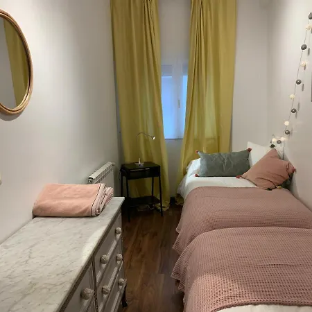 Sg La Casa De La Catedral Vut47-240 * Valladolid