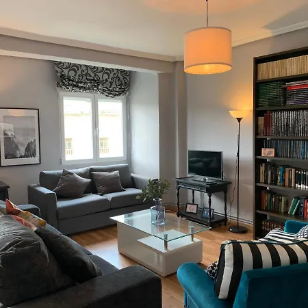 Sg La Casa De La Catedral Vut47-240 *